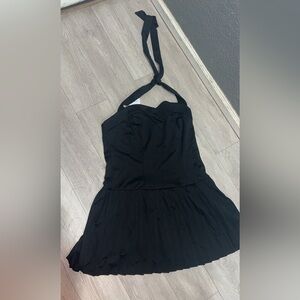 Dresstells black halter dress with pleated skirt Size XL #halterneck #blackdress